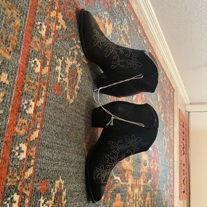 NWT American Eagle studded black booties